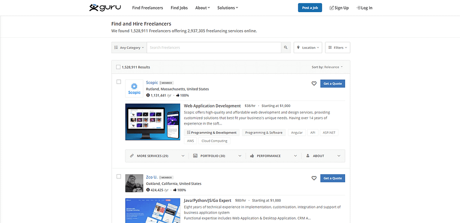 Printscreen do site Canva, mostrando 4 imagens do lado direito, geradas com inteligência artificial. Do lado esquerdo, o título chama para o usuário converter texto em imagens.